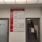 Etagenplan, Gebäudebelegung des Justizzentrums Am Wall (Neubau) im Eingangsbereich